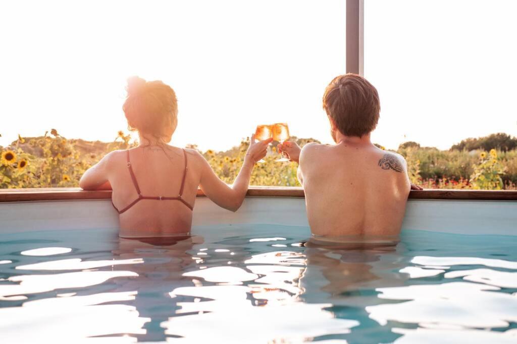 Myinsolite - Tiny-House, Jacuzzi, Brasero, Piscine Aigues-Mortes Exteriér fotografie